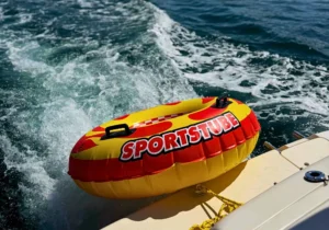 koło dmuchane na wodzie